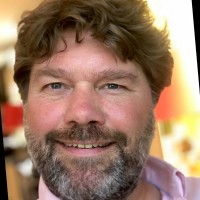 Henning van den Akker